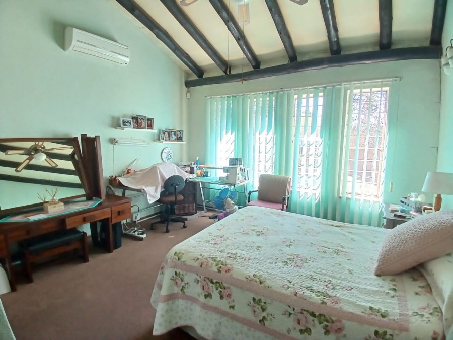 3 Bedroom Property for Sale in Vaalpark Free State
